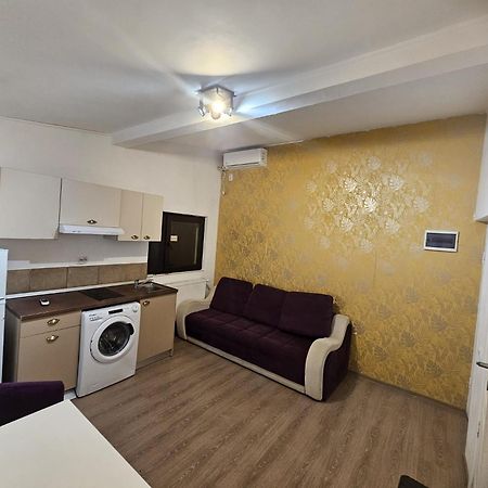 Stanford Aparthotel Gara De Nord บูคาเรสต์ ภายนอก รูปภาพ