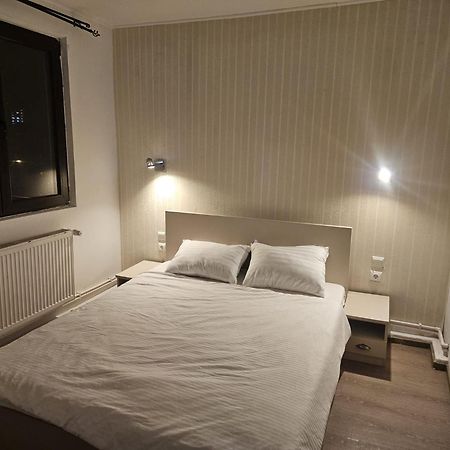 Stanford Aparthotel Gara De Nord บูคาเรสต์ ภายนอก รูปภาพ