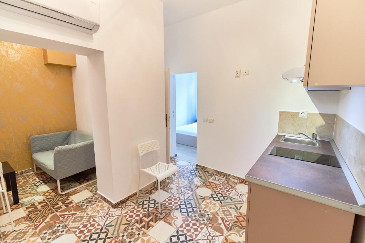Stanford Aparthotel Gara De Nord บูคาเรสต์ ภายนอก รูปภาพ