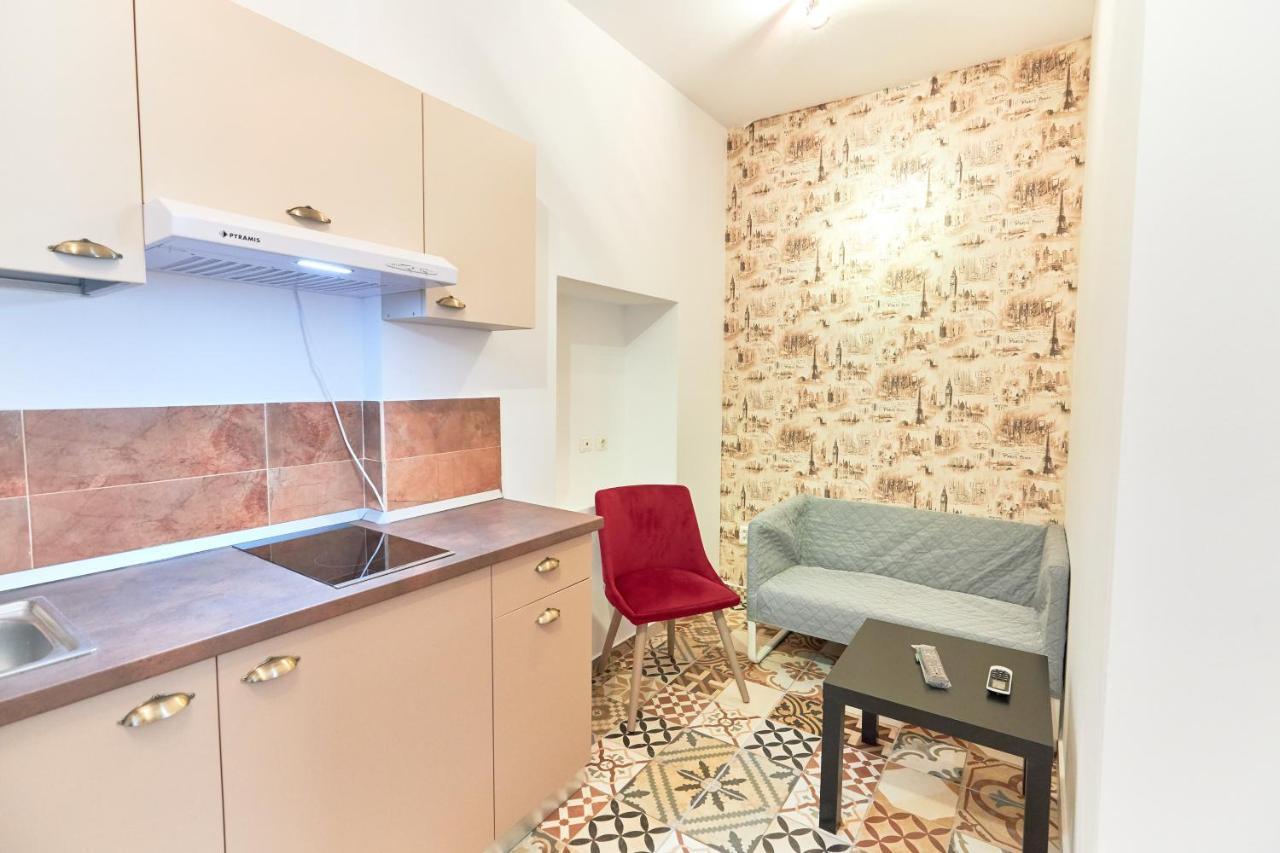 Stanford Aparthotel Gara De Nord บูคาเรสต์ ภายนอก รูปภาพ