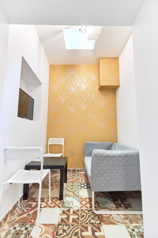 Stanford Aparthotel Gara De Nord บูคาเรสต์ ภายนอก รูปภาพ