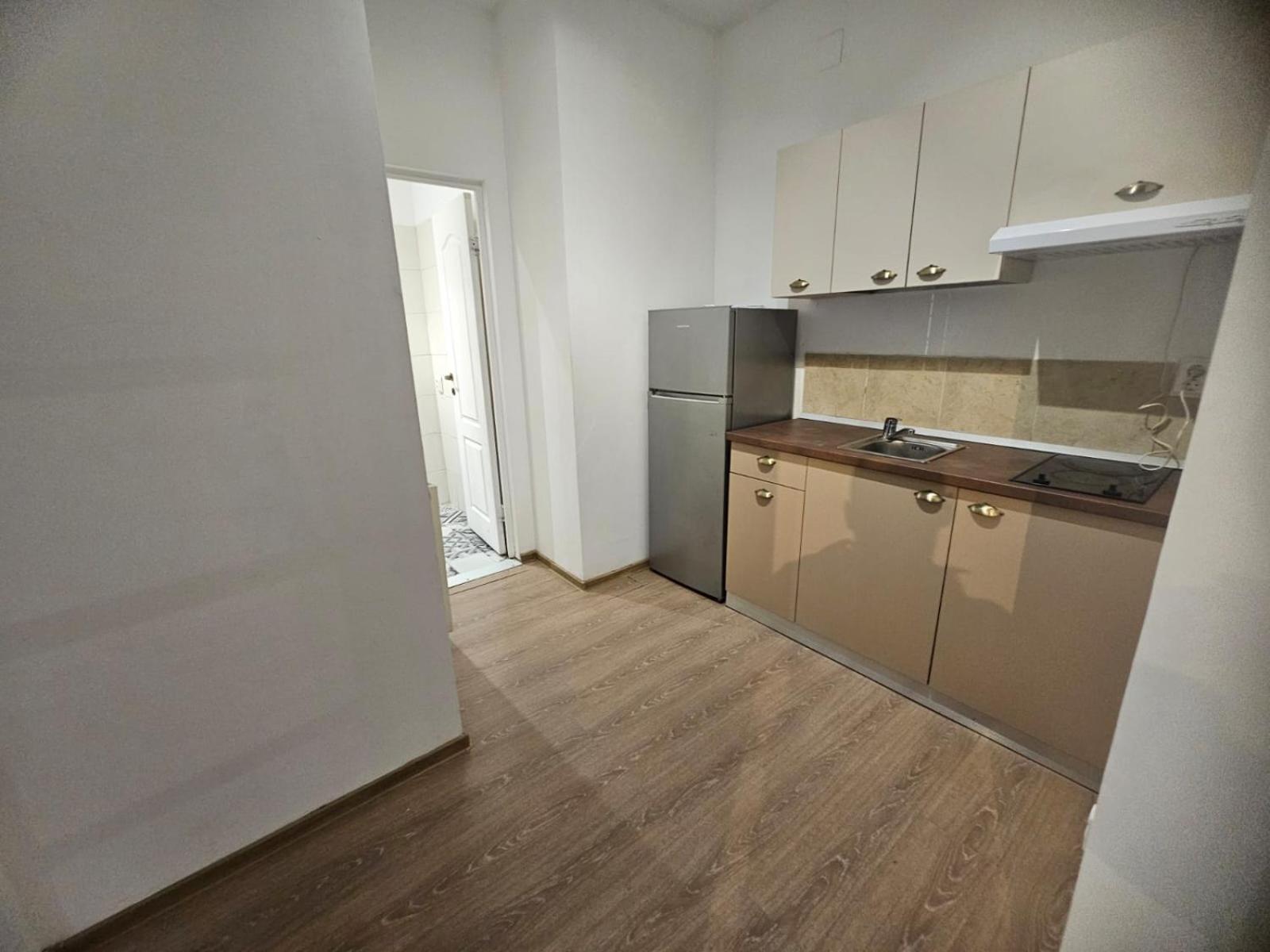 Stanford Aparthotel Gara De Nord บูคาเรสต์ ภายนอก รูปภาพ
